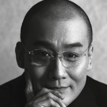 成人精品